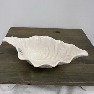 Bordallo Pinheiro 95" White Cabbage Leaf Sauceboay Gravy‎ Portugal Pottery *chip